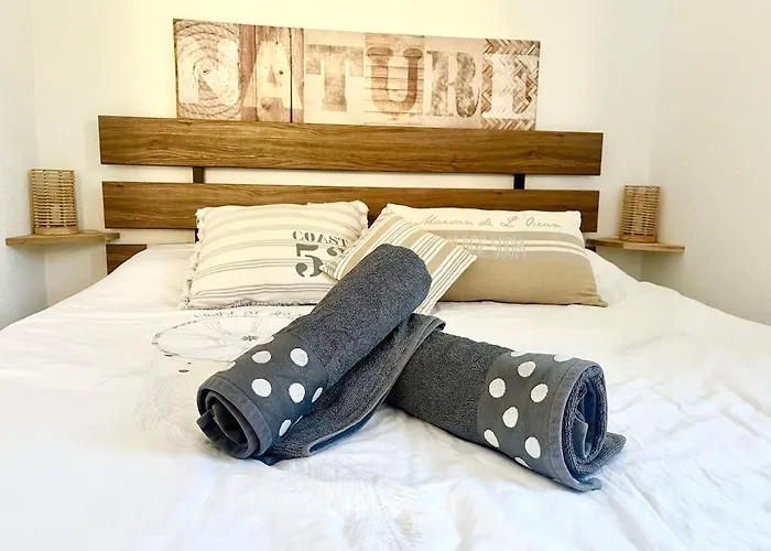 度假居 Bois Soleil - Jardin, Piscine Et *