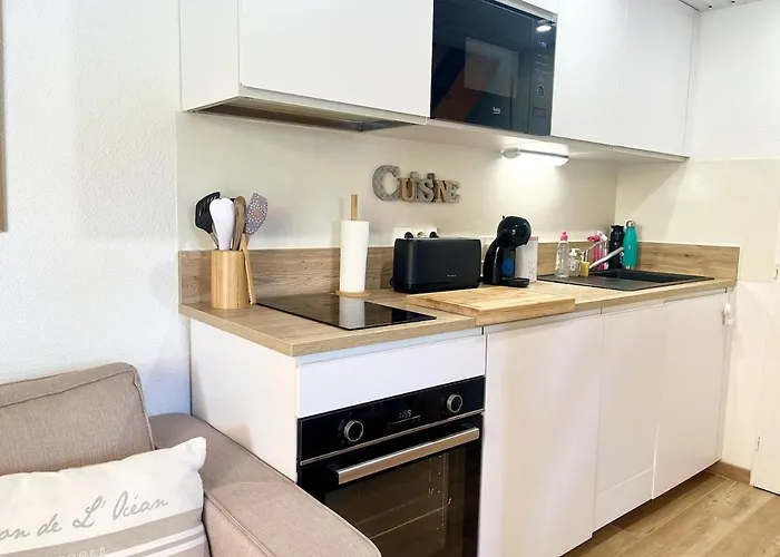 Bois Soleil - Jardin, Piscine Et *